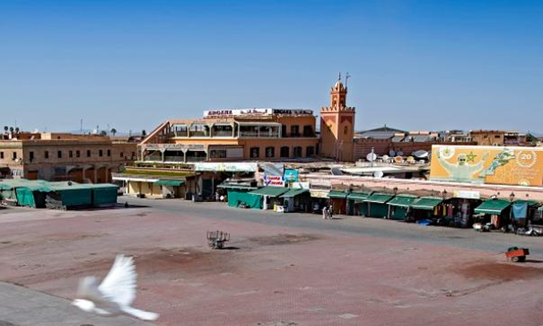 حملة تضامنية للتخفيف من تداعيات جائحة كورونا على رواد الحلقة بساحة جامع الفنا