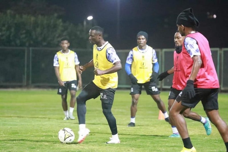 خصوم "الأسود" يستهلون التحضير لـ"الكان"