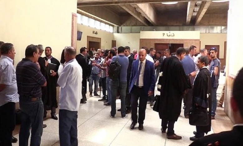 دفاع معتقلي الحسيمة يلتمس استبعاد محاضر الشرطة بداعي انتزاع اعترافات المتهمين