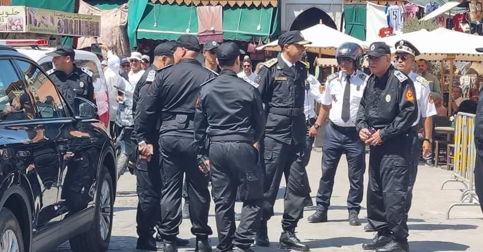 زلزال الحوز .. حموشي يطلع على الأحياء المتضررة بمراكش ويتفقد المناطق المنكوبة زلزال الحوز .. حموشي يطلع على الأحياء المتضررة بمراكش ويتفقد المناطق المنكوبة