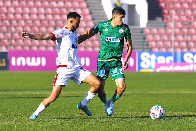 ظروف مباراة "الديربي" تشعل الانتقادات في خضم تنظيم "الكان" و"المونديال"