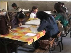 على المجتمع والمدرسين وحتى الآباء أن يعوا أن صعوبات التعلم ليست هي التخلف أو الكسل