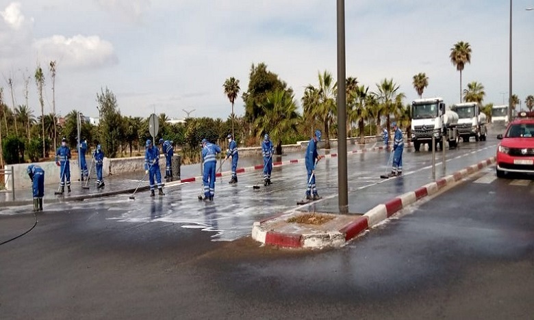 عمال النظافة بالعاصمة الاقتصادية يتوعدون العمدة بسلسلة احتجاجات شهر يوليوز