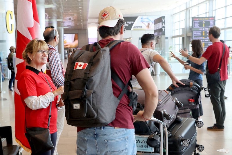 كندا تنصح بالحذر عند السفر إلى تسع دول