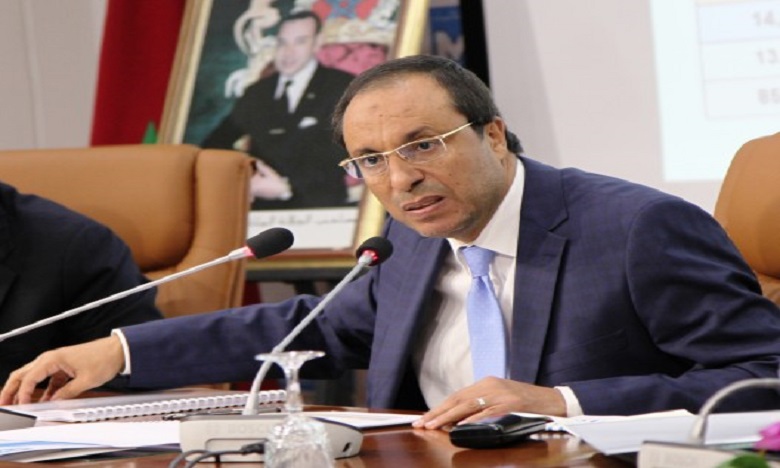 لجنة النقل تبت في ملفات النقل العمومي والسياحي والمزدوج والتجديد السباعي