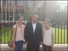 محنة التلميذتين التوأم تستمر مع بداية الدخول المدرسي