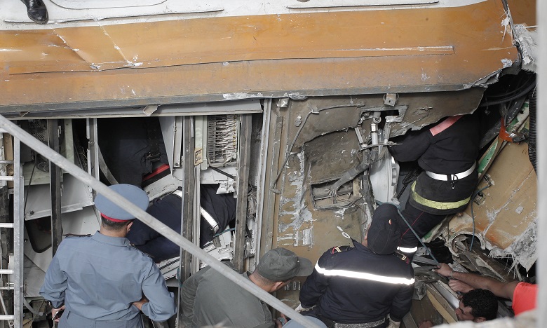 مصرع 6 أشخاص وإصابة 106 شخصا في حادث انقلاب قطار ببوالقنادل