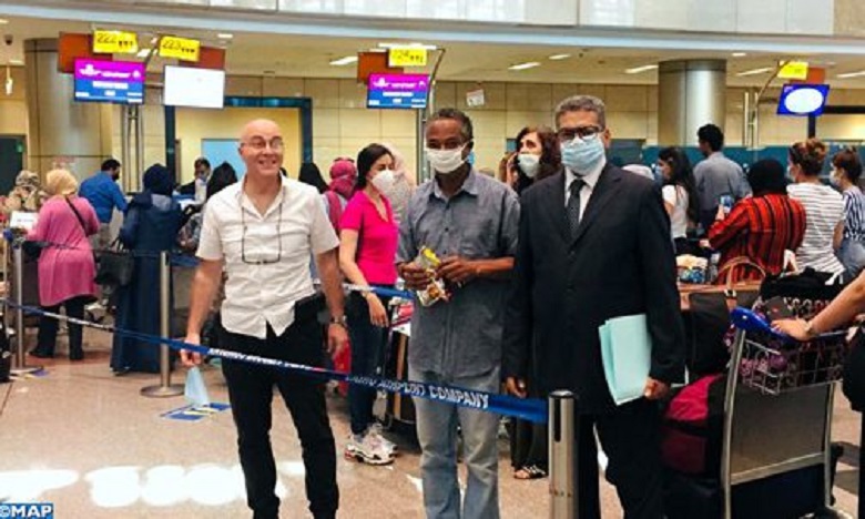 مصر: تنظيم رحلة عودة لفائدة 150 مغربيا عالقا