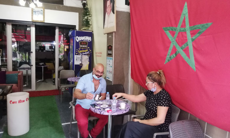 مقاهي مراكش تستأنف أنشطتها مع احترام التدابير اللازمة للحد من انتشار فيروس كورونا