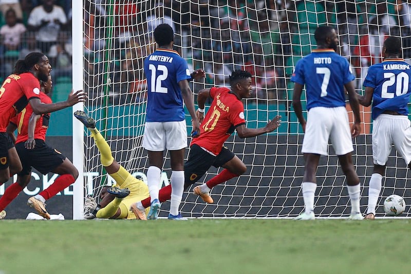 منتخب أنغولا يعبر إلى ربع نهائي كأس إفريقيا