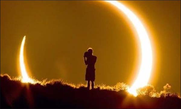 وزارة التعليم توجه الأساتذة حول كيفية التعامل مع كسوف الشمس غدا