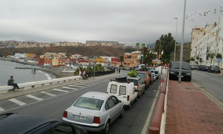 وسائل إعلام إسبانية تتوقع إغلاق معبري سبتة ومليلية المحتلتين إلى غاية شتنبر المقبل