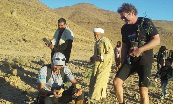 1200 شجرة هدية السنة الجديدة لصحراء زاكورة