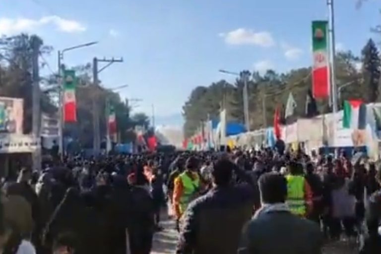 20 قتيلا في إيران قرب مرقد قاسم سليماني