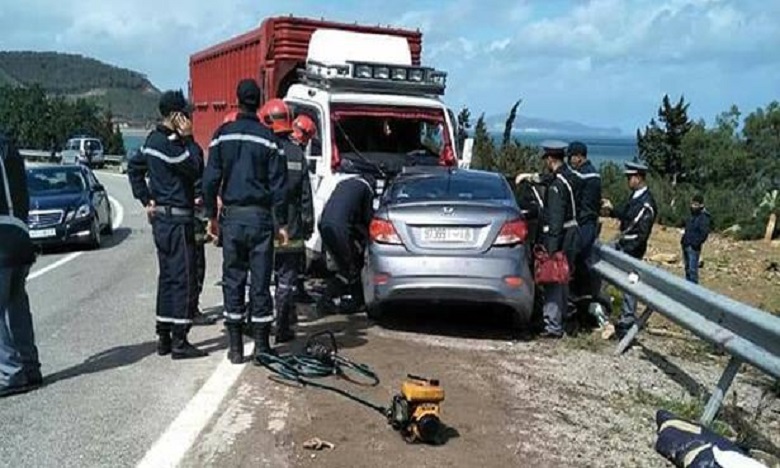 5 ضحايا ومصابين بجروح متفاوتة الخطورة في حادثتي سير وقعتا بين الخميسات ومكناس