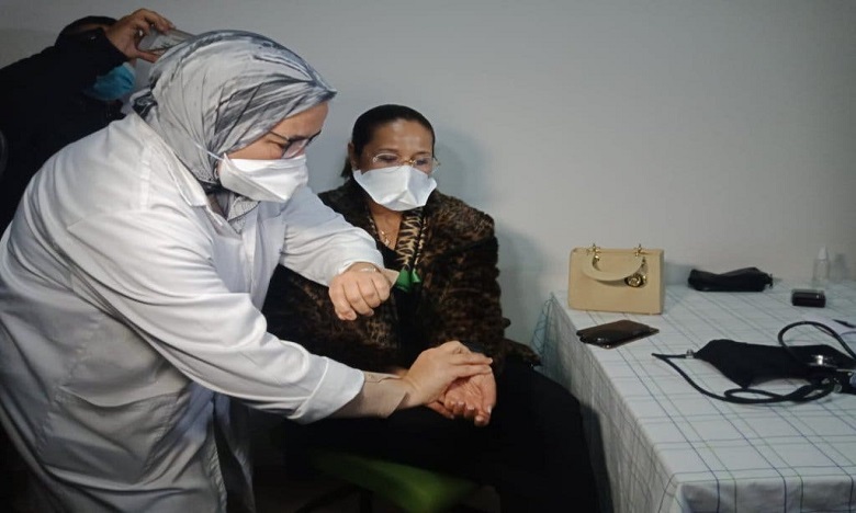 أسرة التربية والتعليم تنخرط بشكل كبير في حملة التلقيح المضاد لكوفيد 19 بمراكش
