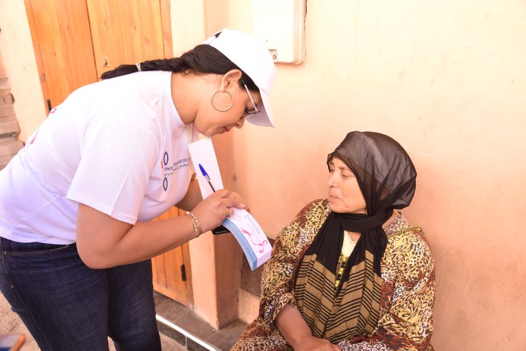 أطباء الأنكولوجيا يطلقون الفحص المبكر عن سرطان الثدي