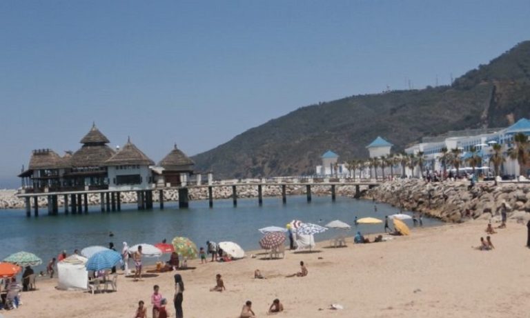 أكثر من 87 في المائة من مياه الاستحمام بالشواطئ المغربية مطابقة لمعايير الجودة الميكروبيولوجية