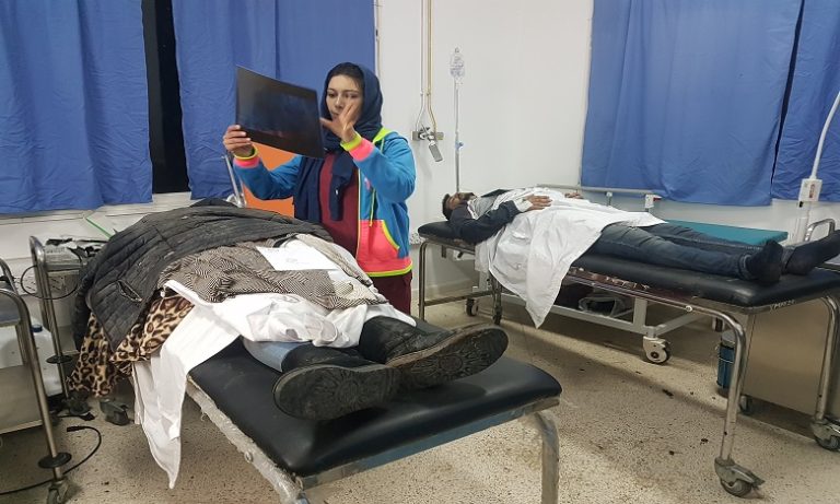 إصابة 14 عامل في انقلاب حافلة ببرشيد والإناث الأكثر تضررا