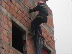 إطلاق خدمة أوقفوا الصمت للحد من ظاهرة انتحار الشباب انتحار شاب بضواحي مراكش