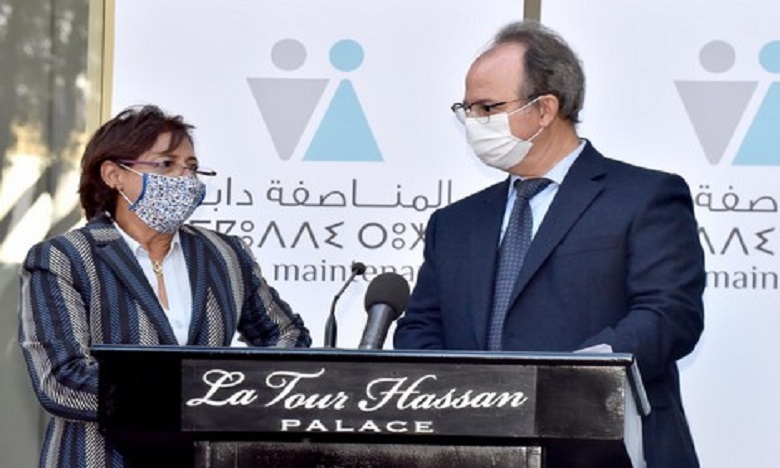 ائتلاف "المناصفة دابا" يدعو إلى وضع قانون إطار لتفعيل المناصفة بين الرجال والنساء