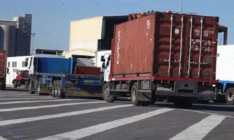 اتفاق مغربي إسباني يسهل النقل الدولي ومهنيون مغاربة يدعون إلى الحماية من كورونا