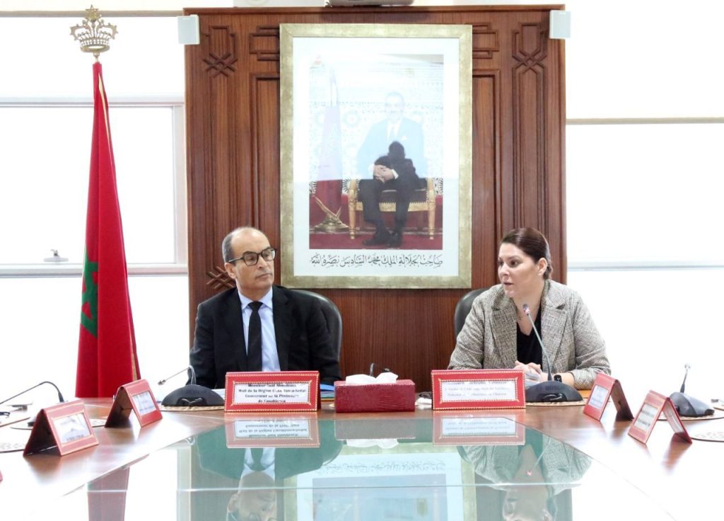 اجتماع حول إعادة هيكلة 72 حيا ناقص التجهيز بالدارالبيضاء