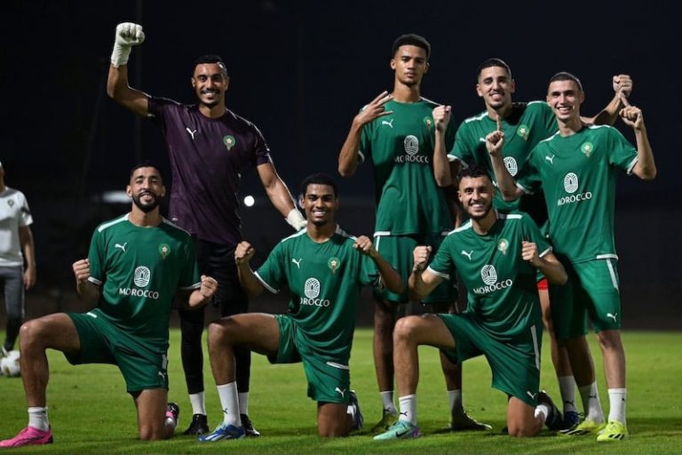"الأسود" يجرون أولى حصة تدريبية بعد التأهل 