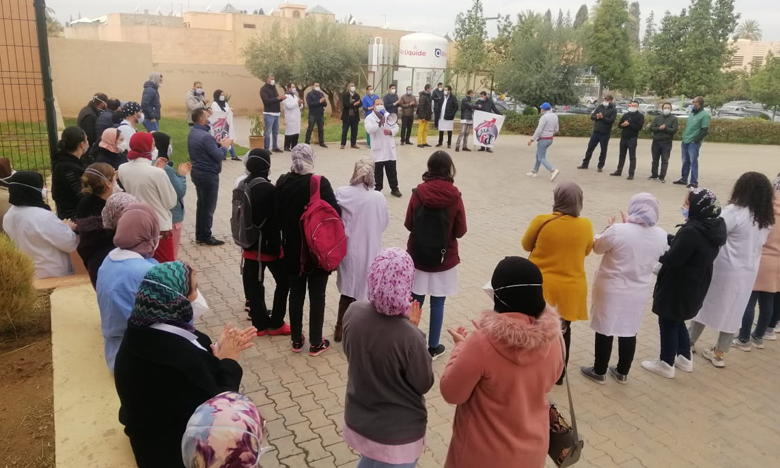 الإقصاء من منحة "كورونا" يخرج العاملين بالصحة إلى الاحتجاج بمراكش