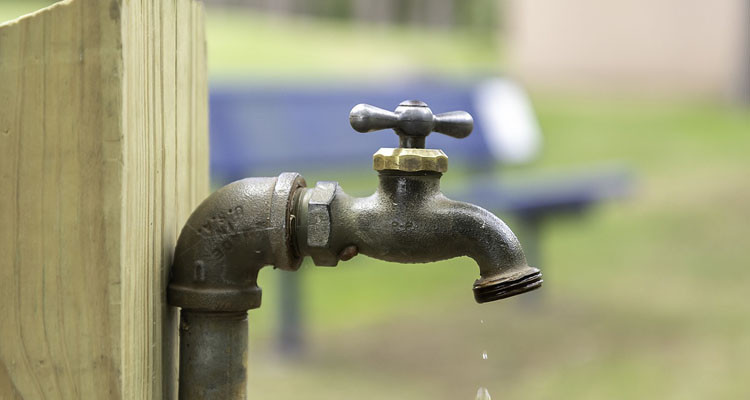 الاجهاد المائي.. الإعلان بآسفي عن قطع الماء عند تجاوز الاستهلاك 10 آلاف لتر شهريا