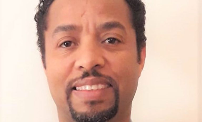 البروفيسور عبدالله بادو: جد متفائل لسلامة وفعالية لقاح "سينوفارم" الصيني لاعتماده تقنية كلاسيكية