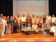 التغيرات المناخية تهدد بانقراض الواحات واستقرار السكان في الجنوب التغيرات المناخية تهدد بانقراض الواحات واستقرار السكان في الجنوب