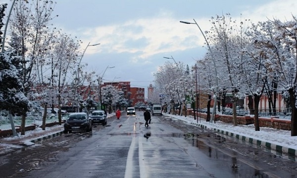 الثلوج تقطع الطرق وتعزل مناطق جبلية بجهة بني ملال خنيفرة