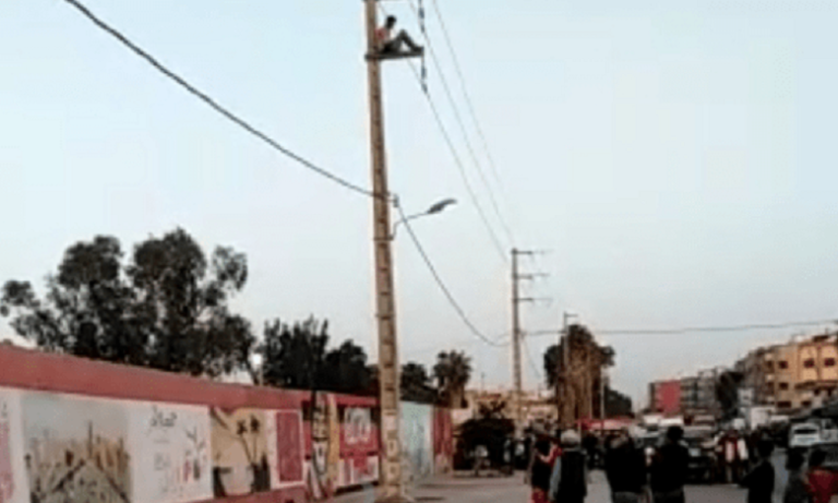 الجديدة: مصرع شاب بصعقة كهربائية بعد تسلقه عمودا للإنارة