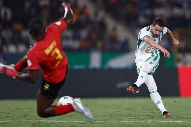 الجزائر تتعادل مع أنغولا في كأس إفريقيا