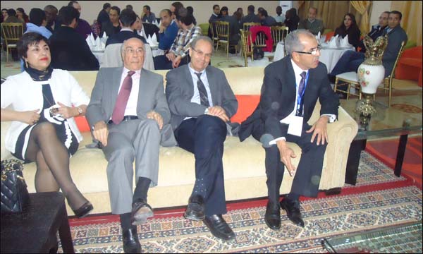 الجمعية المغربية لجراحة الدماغ تحتفي بالبروفيسور الأزهاري