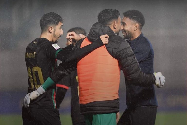 الجيش يعود إلى صدارة الدوري المغربي