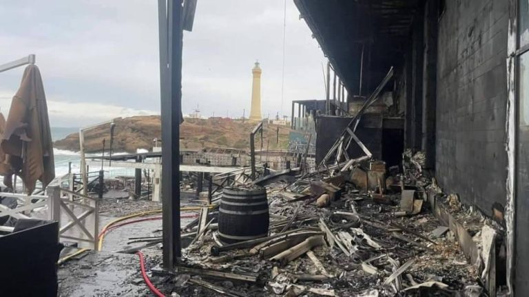 الدار البيضاء: اندلاع حريق بمجمع "لا كورنيش" دون تسجيل خسائر بشرية