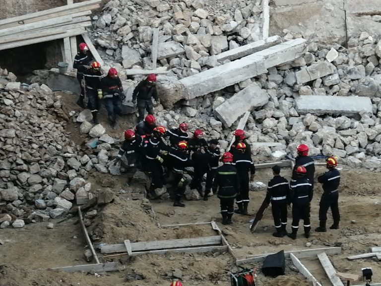 الدارالبيضاء: انتشال جثتي عاملين من تحت الأنقاض إثر انهيار سور بلاجيروند