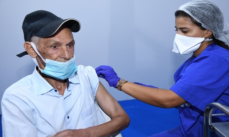 الدكتور عبد السلام الفيسي: إقبال مهم على الحقنة الثالثة وعملية التلقيح تسير بشكل جيد