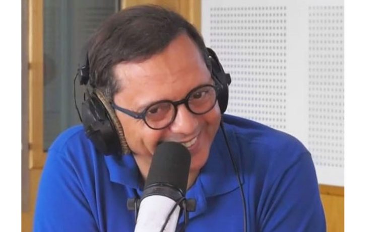 الدكتور محمد شهبي: تأثير أشعة شاشات اللوحات الالكترونية يصيب صحة عيون الأطفال والبالغين