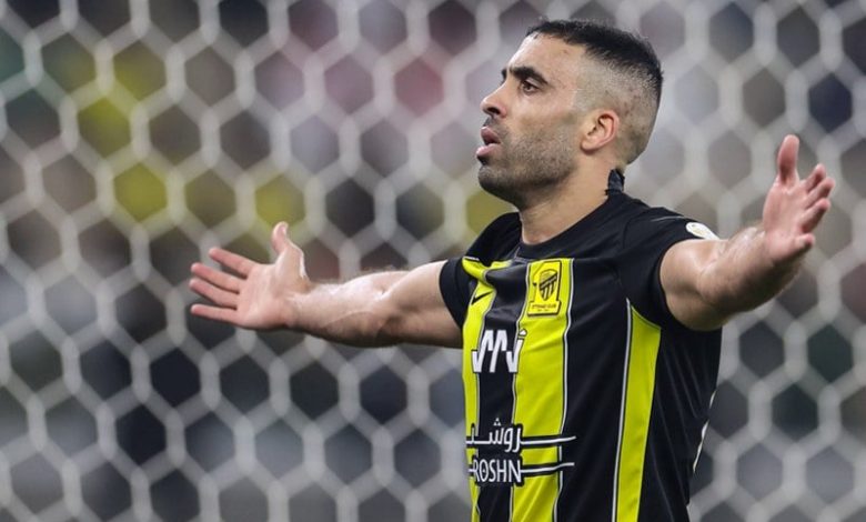 حمد الله يتسلم مستحقات متأخرة من النصر الرجاء يفاوض حمد الله مهاجم اتحاد جدة