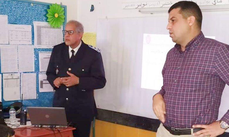 الشرطة المدرسية تحذر التلاميذ بالصويرة من الاستعمال المعيب للأنترنيت