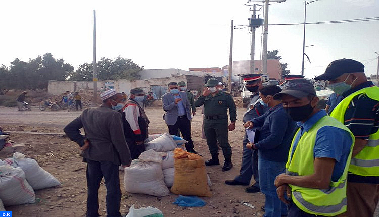 الصويرة: حملة تحسيسية بمخاطر كوفيد -19 بالسوف الأسبوعي أكرض