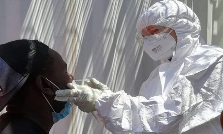 العيون: إخضاع البحارة لفحوصات كوفيد-19 قبل عودتهم لمزاولة عملهم