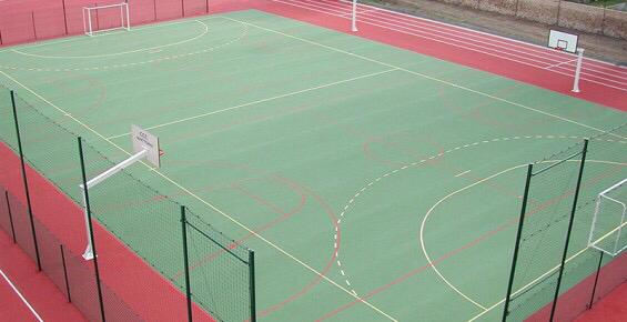 المجمع الشريف للفوسفاط يتعهد بإنجاز ملاعب للقرب بالجديدة