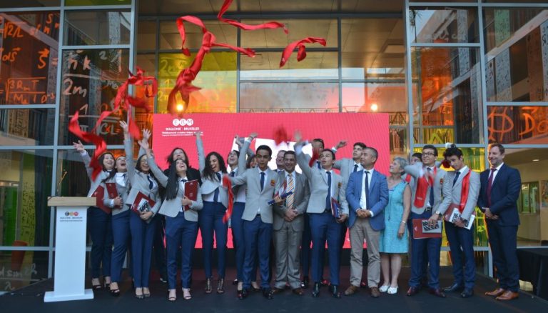 المدرسة البلجيكية في الدار البيضاء تحتفي بتخرج الدفعة الأولى من تلامذتها