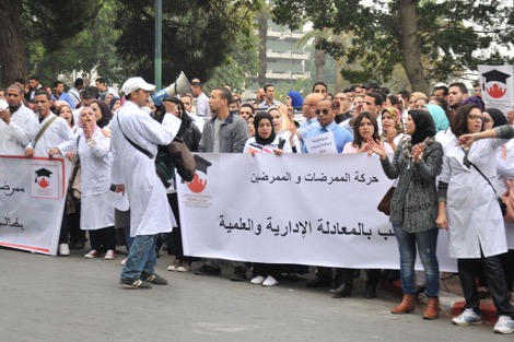 المرسوم 2.17.535: حكومة العثماني تنهي أزمة 12 ألف ممرض