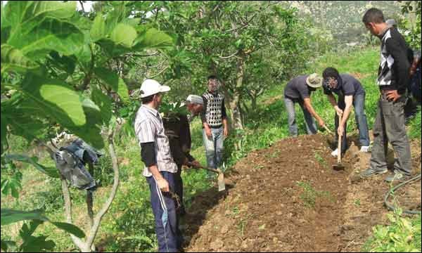 المستشارون الفلاحيون يحتجون ضد الزي الموحد بمكناس