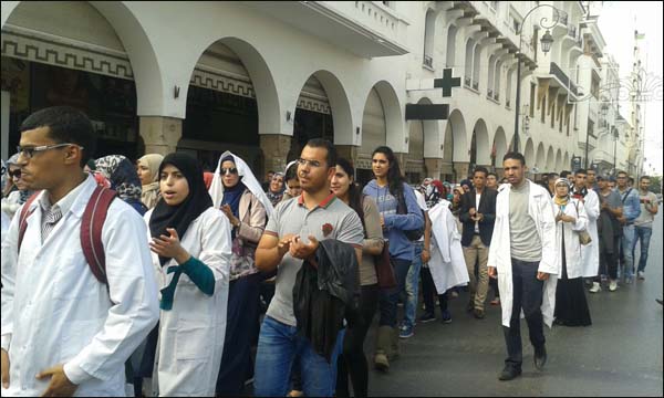 الممرضون العاطلون يحتجون من أجل التوظيف